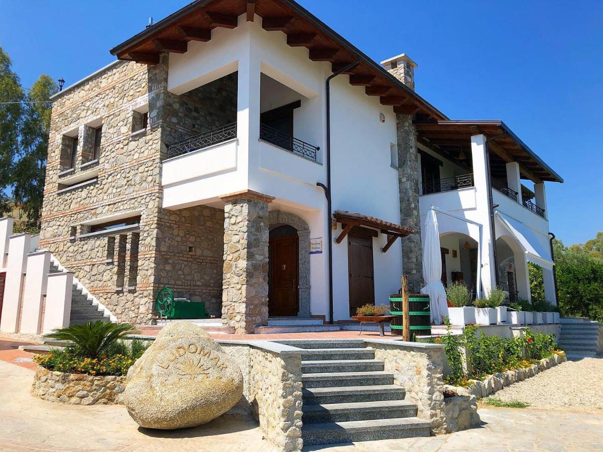 Ludomar Country Residence - Rooms & Apartments Sant'Andrea Apostolo dello Ionio Exterior foto