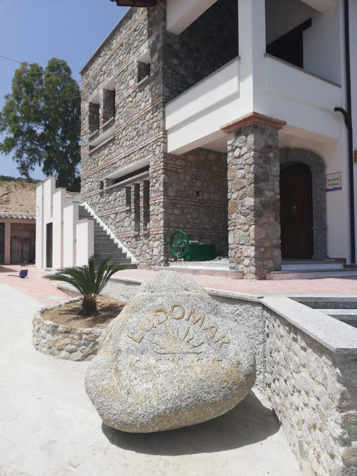 Ludomar Country Residence - Rooms & Apartments Sant'Andrea Apostolo dello Ionio Quarto foto