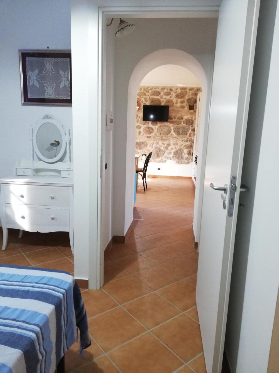 Ludomar Country Residence - Rooms & Apartments Sant'Andrea Apostolo dello Ionio Exterior foto