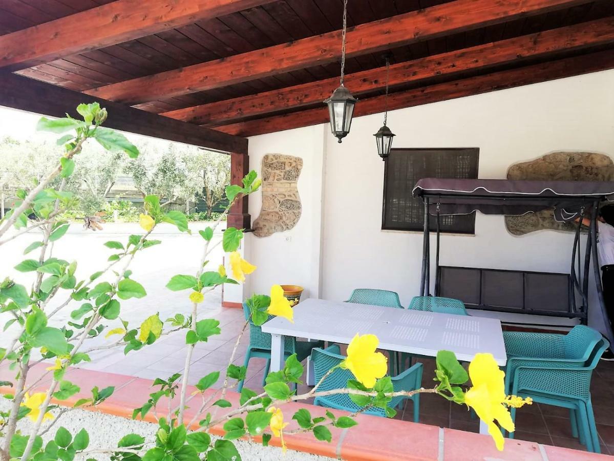 Ludomar Country Residence - Rooms & Apartments Sant'Andrea Apostolo dello Ionio Exterior foto